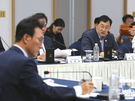 경주 찾은 김민석 총리, APEC 준비상황 점검